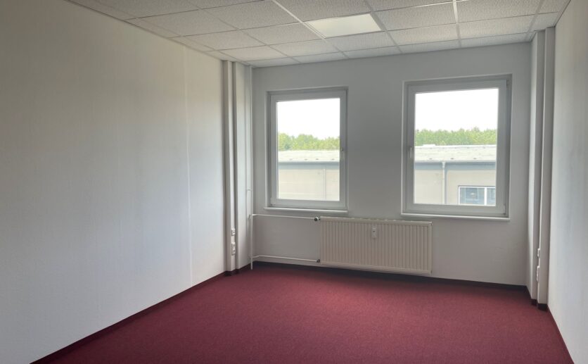 Büro 225 mit 25 qm
